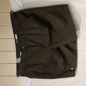 Big & Tall 48W St John's Bay easy care short double pleats Brownstone color